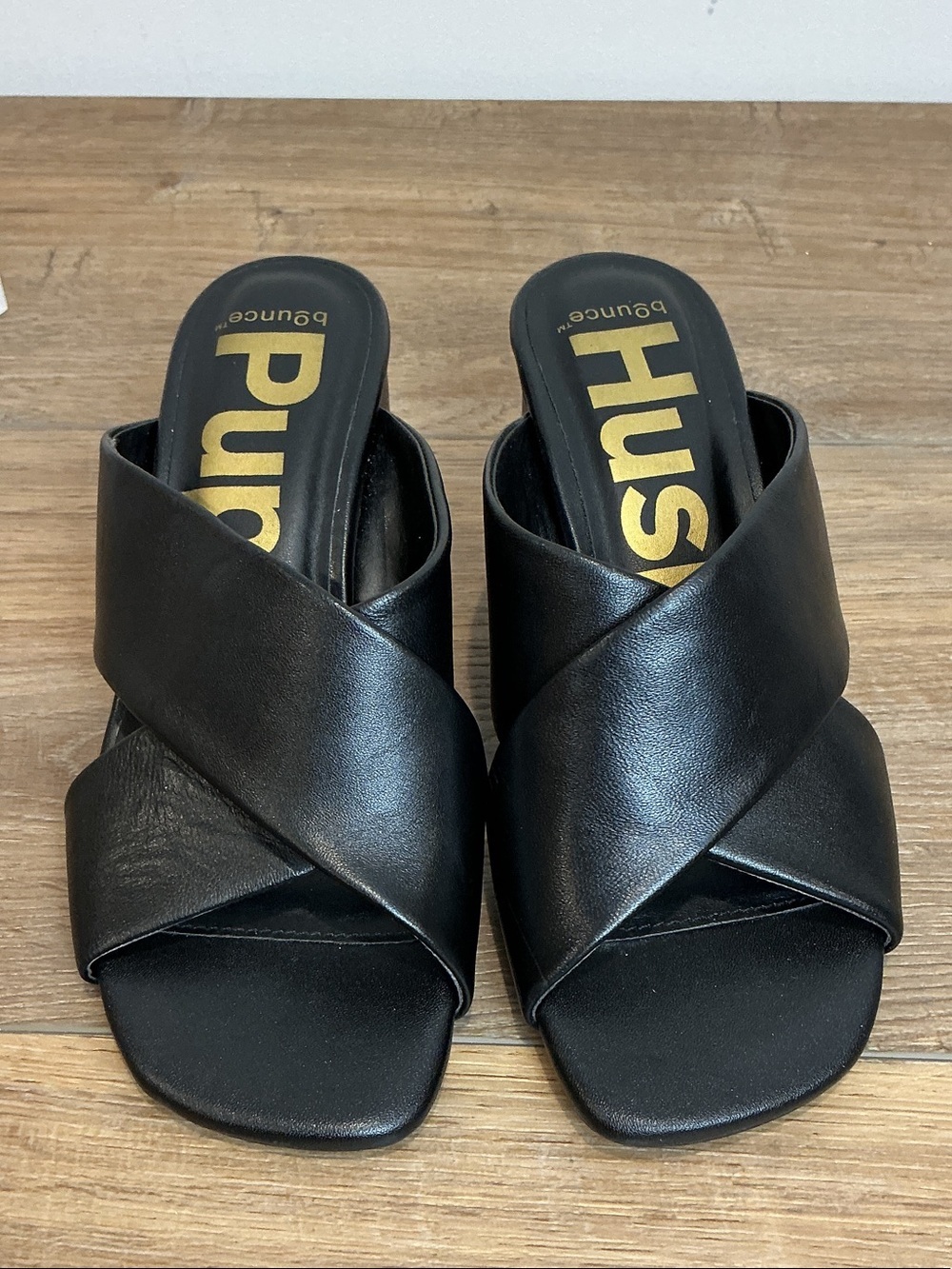 Hush Puppies Ella Slide, black cris cross slide, size 7